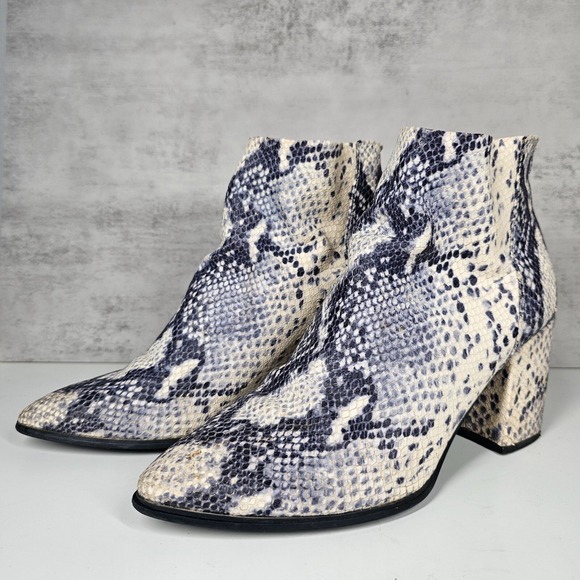 Steve Madden Jillian Snake Print Leather Boot Pointed Black Heel Women's 8.5 - Picture 4 of 11